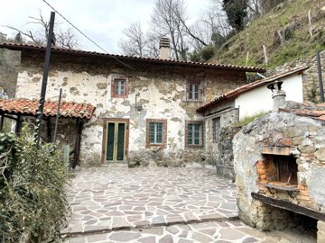 Houses in Tuscany most sold property