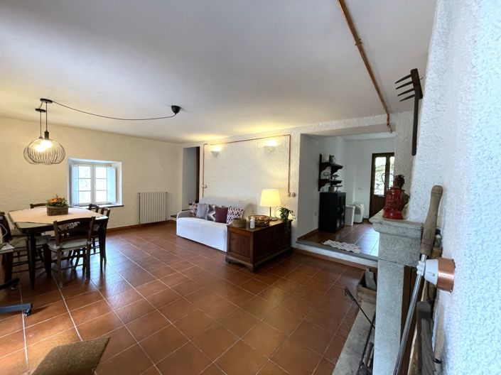 Image No.5-Propriété de 4 chambres à vendre à Lucca