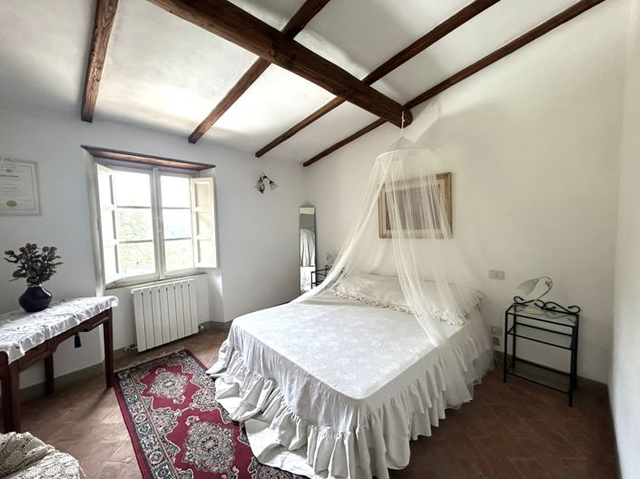 Image No.26-4 Bed Property for sale