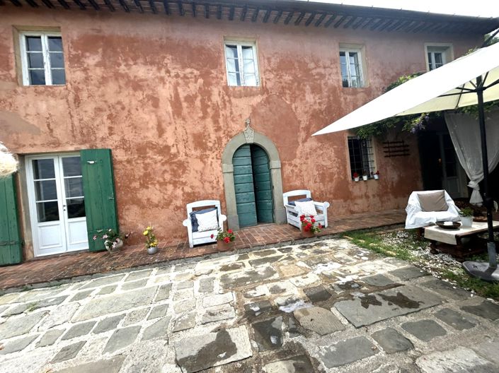 Image No.8-4 Bed Property for sale