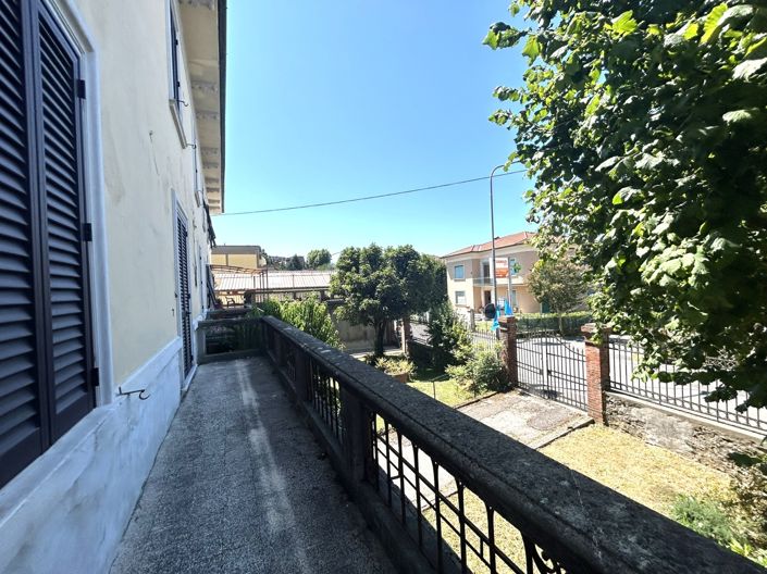 Image No.11-Propriété de 5 chambres à vendre à Barga