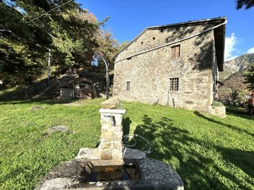 Houses in Tuscany most sold property