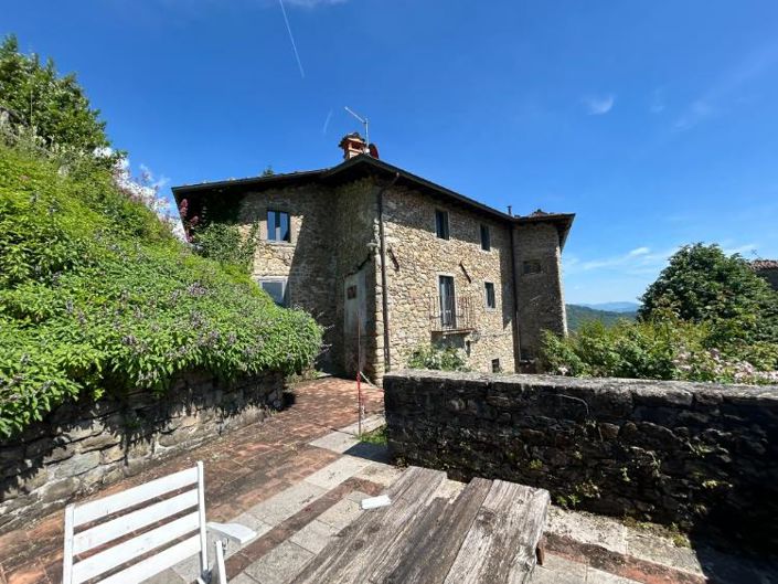 Image No.29-6 Bed Property for sale