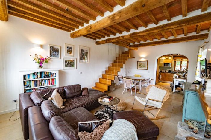 Image No.6-3 Bed Property for sale