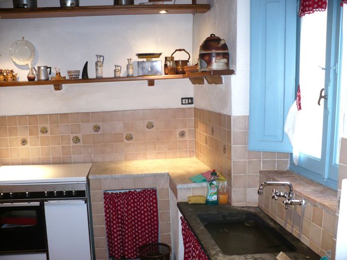 Image No.15-2 Bed Property for sale