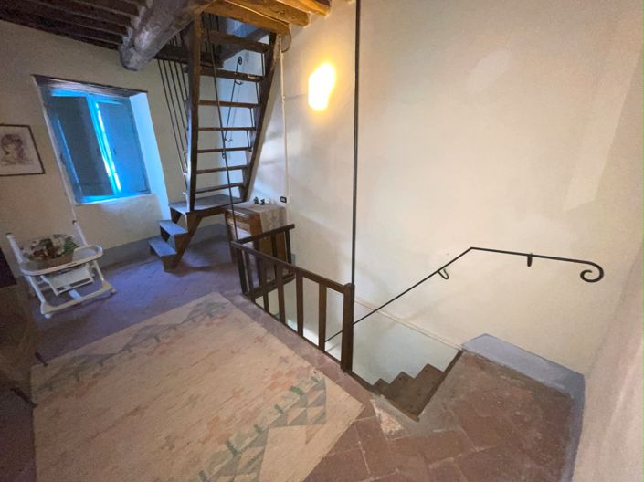 Image No.22-2 Bed Property for sale