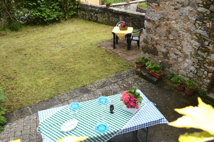 Image No.24-2 Bed Property for sale