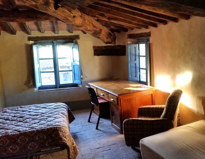 Image No.4-2 Bed Property for sale