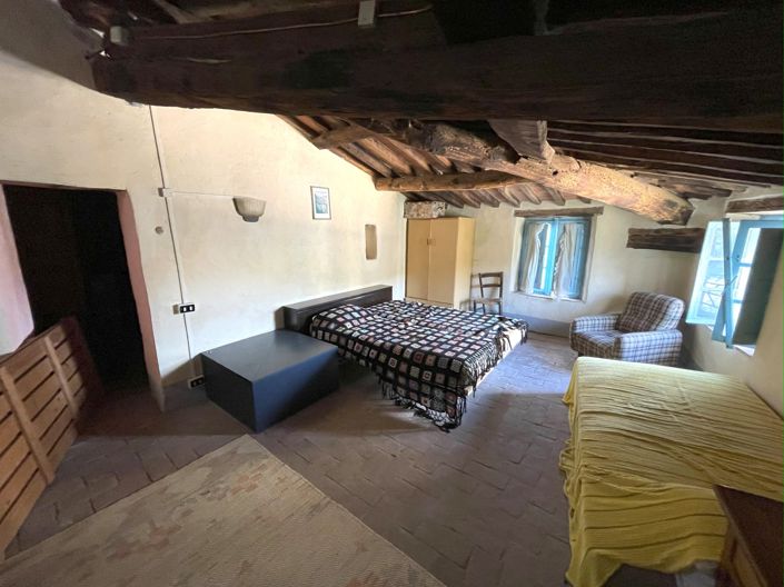 Image No.8-2 Bed Property for sale