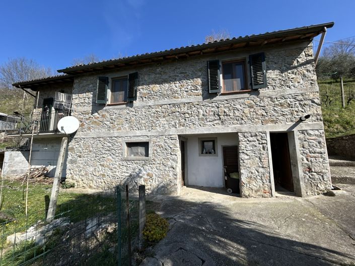 Image No.1-Propriété de 5 chambres à vendre à Barga