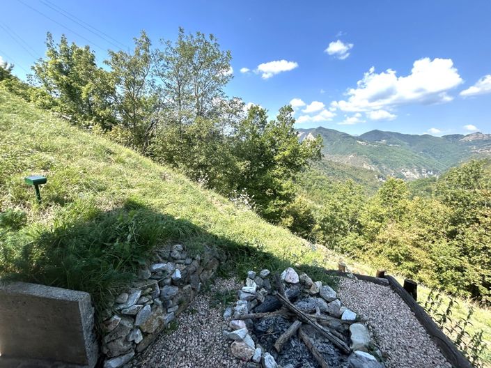 Image No.18-2 Bed Property for sale