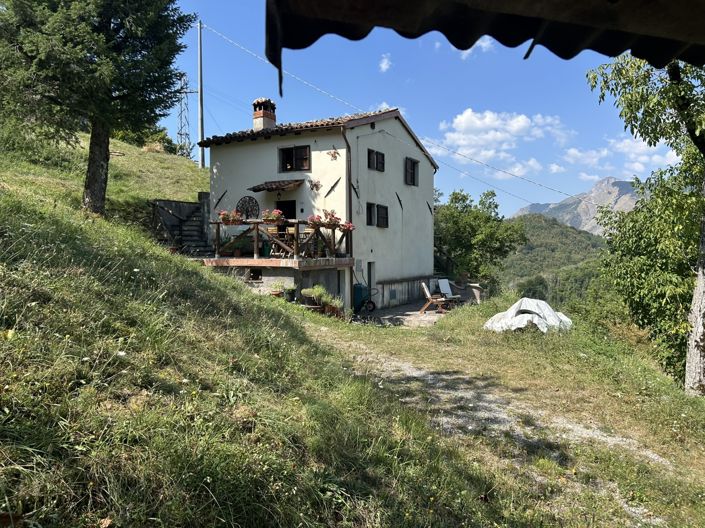 Image No.21-2 Bed Property for sale