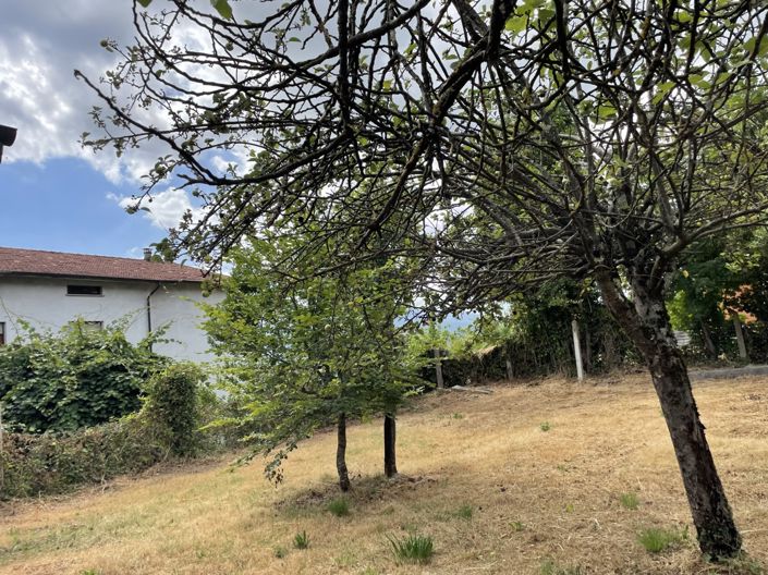 Image No.26-3 Bed Property for sale