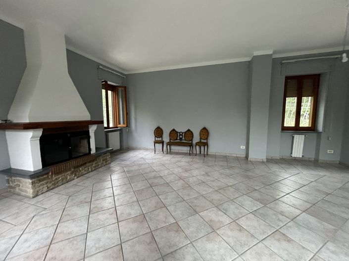 Image No.12-Propriété de 3 chambres à vendre à Bagni di Lucca