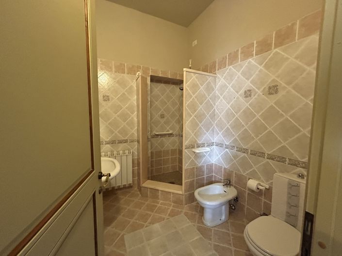 Image No.17-Propriété de 3 chambres à vendre à Bagni di Lucca