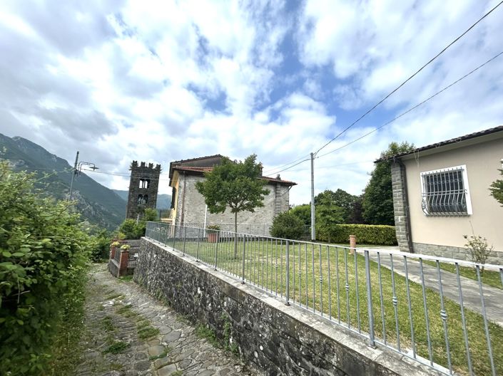 Image No.3-Propriété de 3 chambres à vendre à Bagni di Lucca