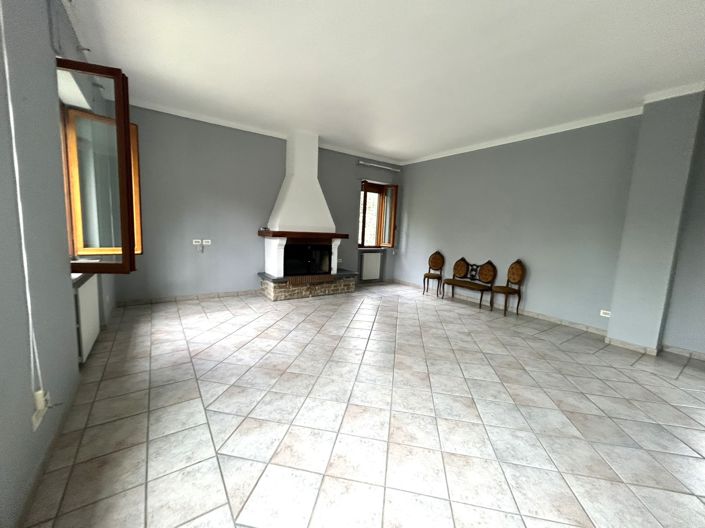 Image No.8-Propriété de 3 chambres à vendre à Bagni di Lucca