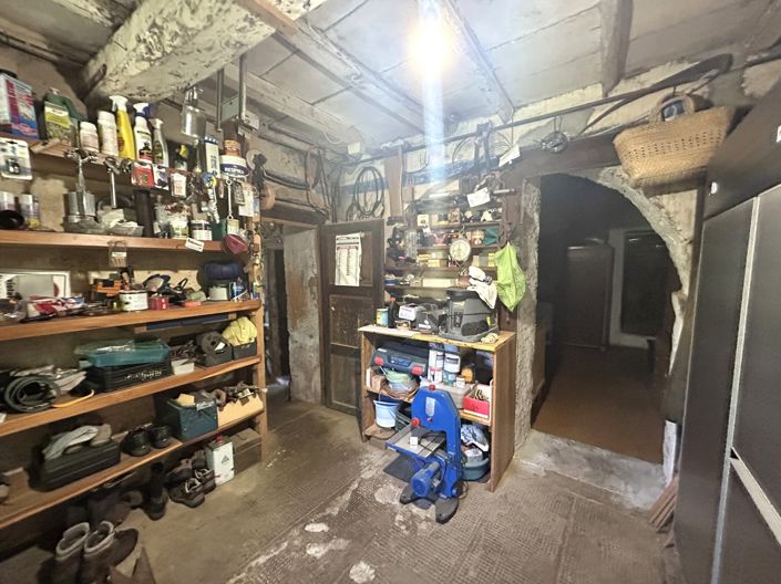 Image No.13-5 Bed Property for sale