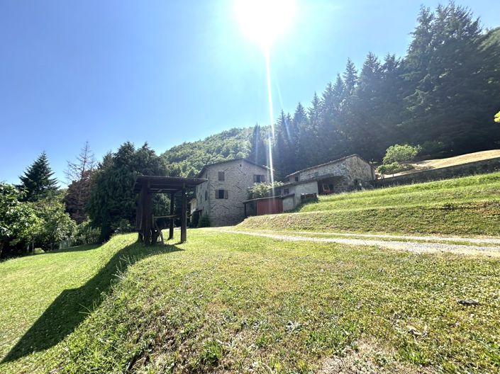 Image No.24-5 Bed Property for sale