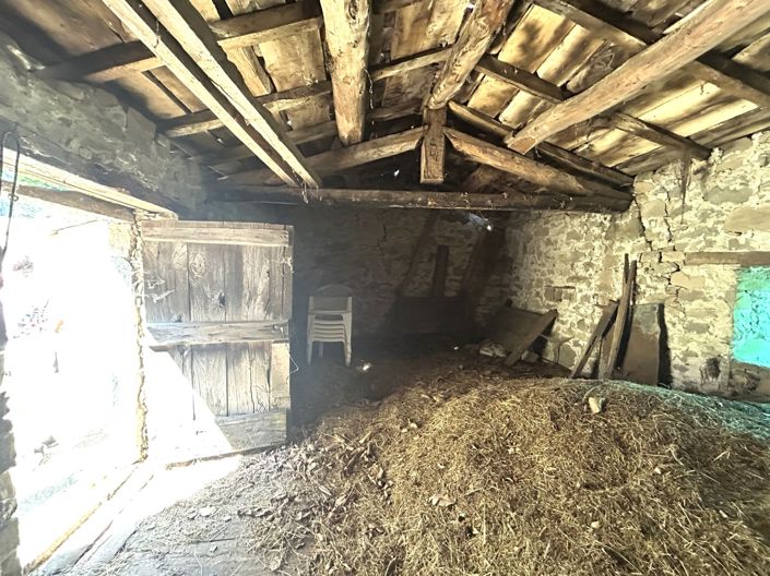 Image No.28-5 Bed Property for sale