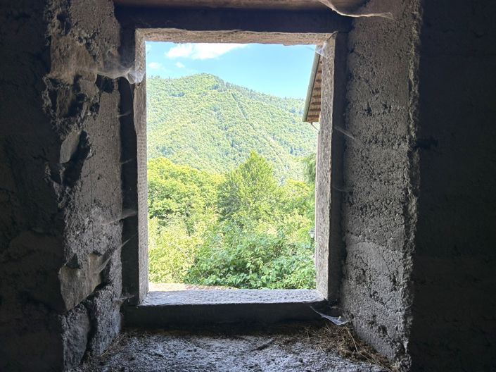 Image No.29-5 Bed Property for sale