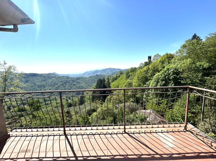 Image No.19-4 Bed Property for sale