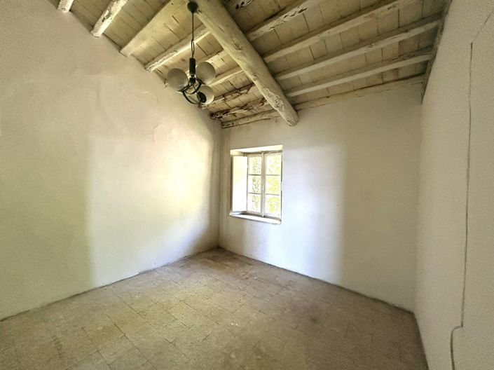 Image No.23-4 Bed Property for sale