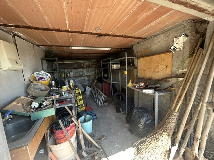 Image No.25-4 Bed Property for sale