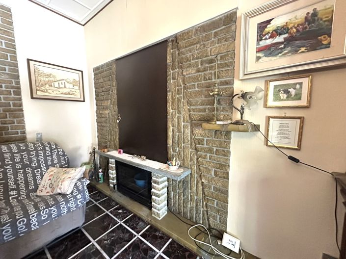 Image No.12-4 Bed Property for sale