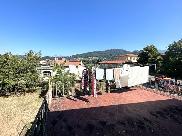 Image No.25-4 Bed Property for sale