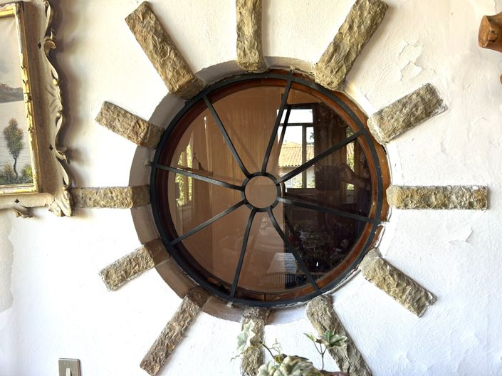 Image No.28-4 Bed Property for sale