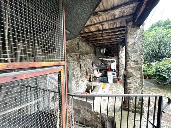 Image No.12-2 Bed Property for sale