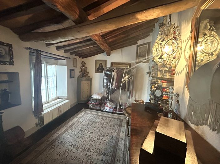 Image No.16-3 Bed Property for sale