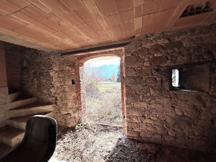 Image No.17-4 Bed Property for sale