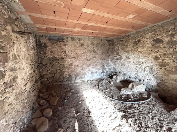 Image No.18-4 Bed Property for sale