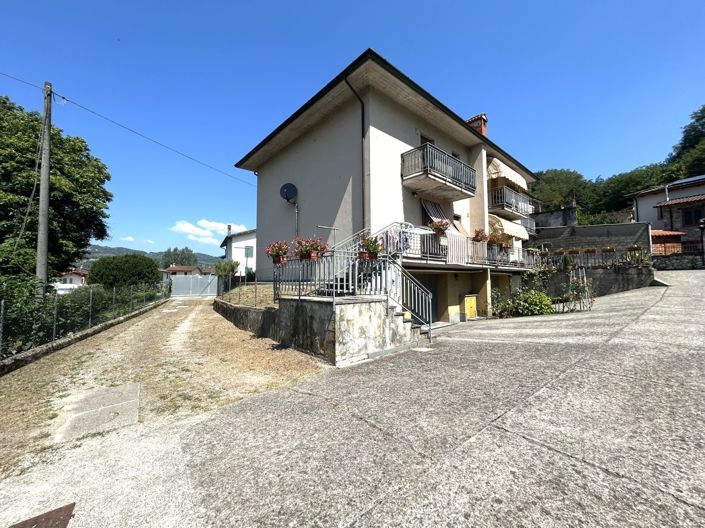 Image No.2-3 Bed Property for sale