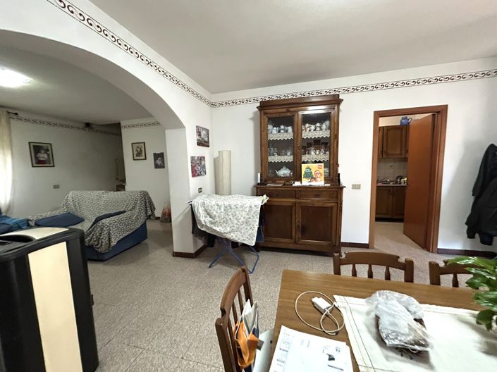 Image No.8-3 Bed Property for sale