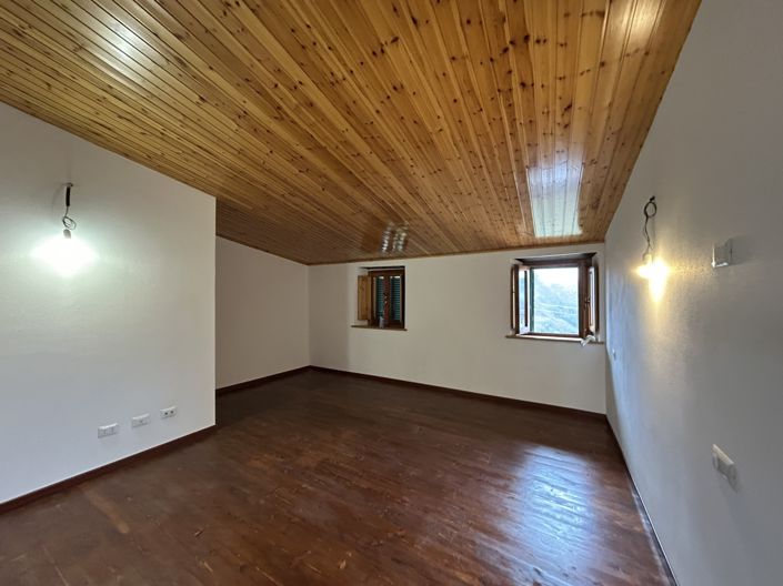 Image No.11-Propriété de 2 chambres à vendre à Gallicano