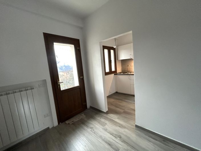 Image No.3-Propriété de 2 chambres à vendre à Gallicano