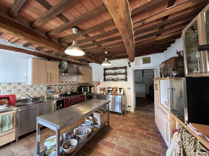 Image No.3-Propriété de 5 chambres à vendre à Barga