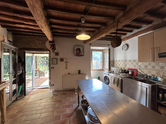 Image No.4-Propriété de 5 chambres à vendre à Barga