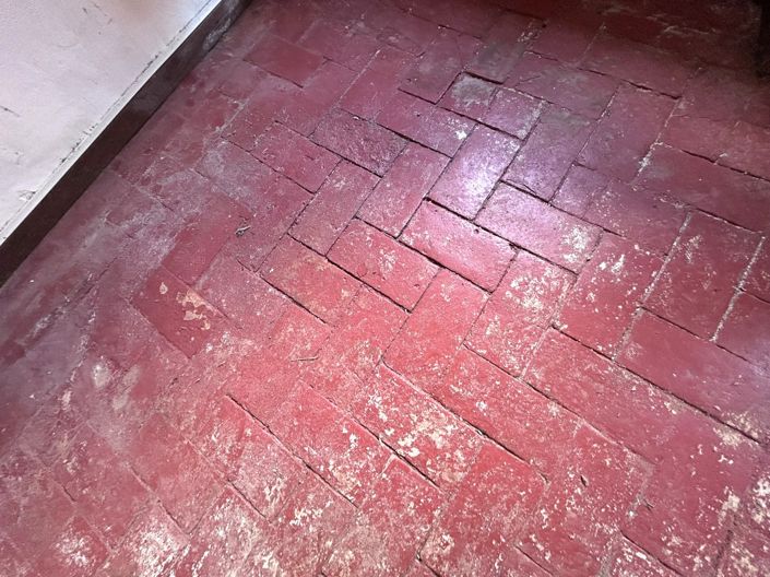 Image No.12-4 Bed Property for sale