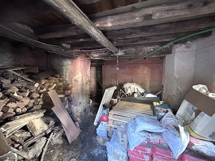 Image No.19-4 Bed Property for sale