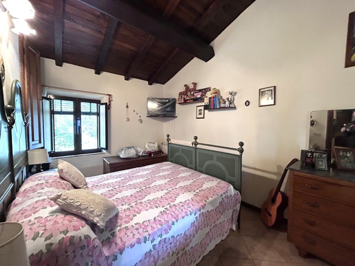 Image No.11-2 Bed Property for sale