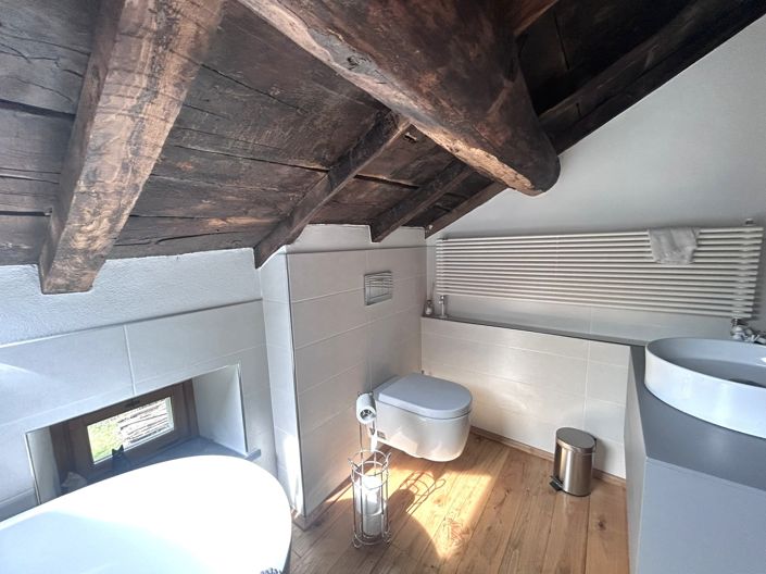 Image No.19-2 Bed Property for sale