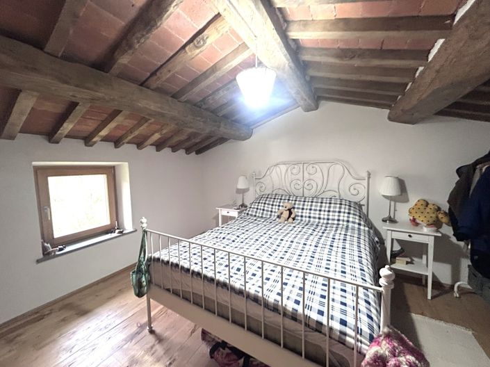 Image No.21-2 Bed Property for sale