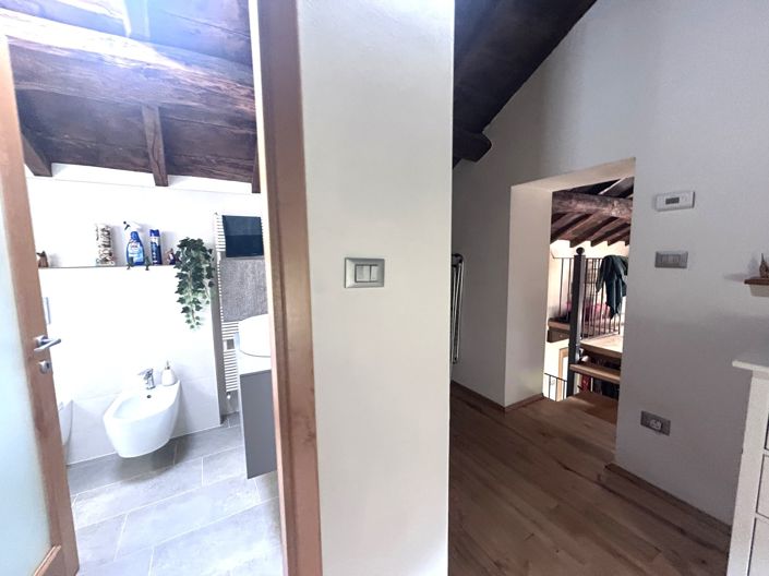 Image No.22-2 Bed Property for sale