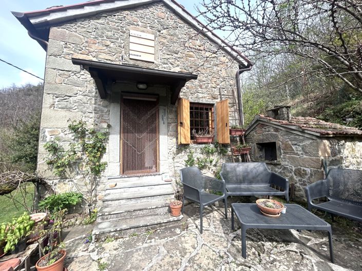 Image No.4-2 Bed Property for sale