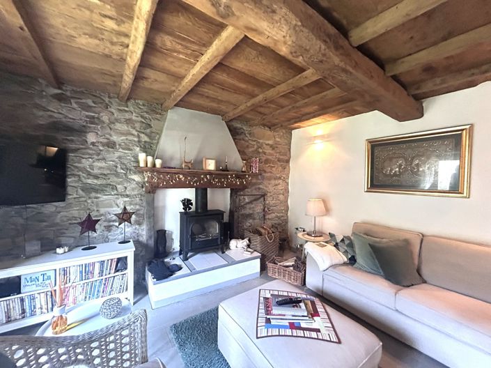 Image No.8-2 Bed Property for sale