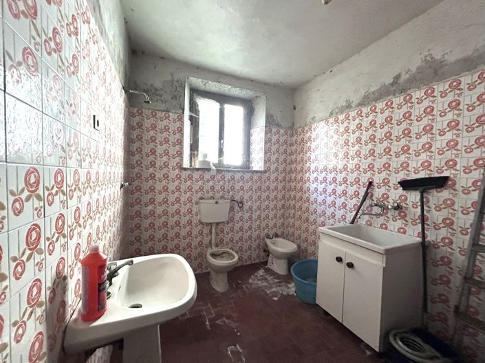 Image No.21-Propriété de 3 chambres à vendre à Bagni di Lucca